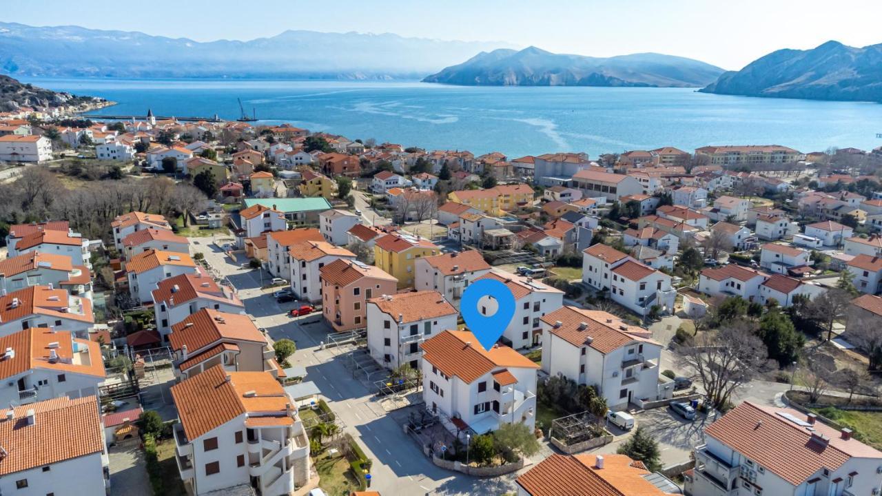 Apartments Mikulina Baska  Bagian luar foto